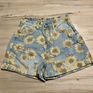 American eagle curve love high waisted mom shorts